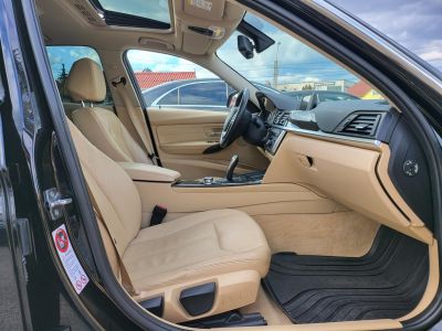 BMW 335i (Automata) Luxury Napfénytető Vajbőr Ülésfűtés Navi Bluetooth