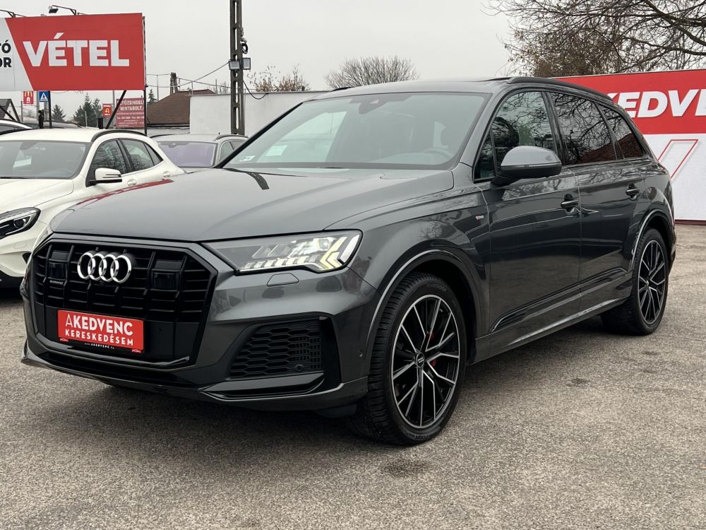 AUDI Q7 55 TFSI S line quattro Tiptronic ic M.o.-i. 1.tul. Carplay 360 kamera Bang/Olufsen! ÁFÁ-S ÁR!