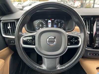 VOLVO V90 2.0 D [D4] Inscription AWD Geartronic Teljes felszereltség. Végig márkaszervizben szervizelt. Téli-nyári gumi!