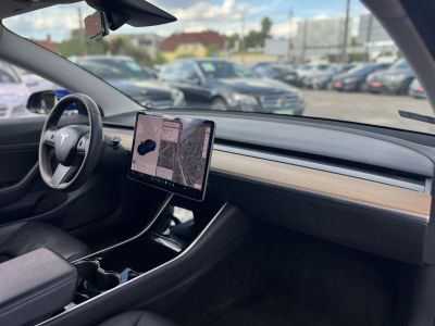 TESLA MODEL 3 Standard Range Plus Aut 123e km. garanciális akkumulátor és hajtás. magyar rendszámos!