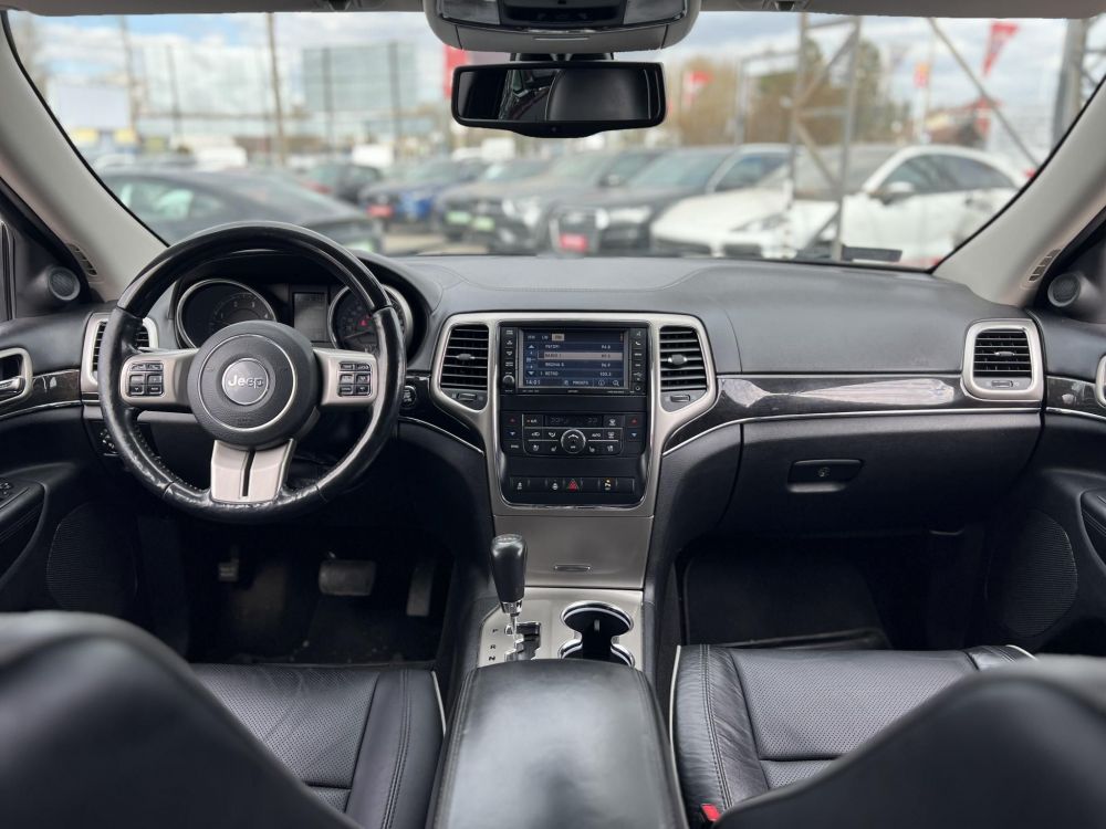 JEEP GRAND CHEROKEE 3.0 V6 CRD Overland (Automata) Xenon Memória Üléshűtés Panorámatető 3.5T vonóhorog Friss vizsga!