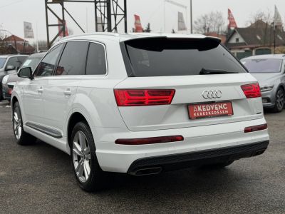 AUDI Q7 3.0 V6 TDI quattro Tiptronic ic S-line. BOSE hangrendszer. memória. 4x ülésfűtés. 4x digit klíma. Szervizelt!