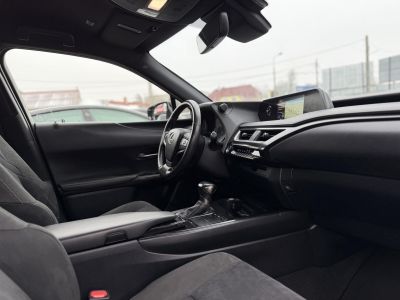 LEXUS UX 250h Comfort CVT 113e km. LED Tempomat Navi Sávtartó Bluetooth Kamera Keyless