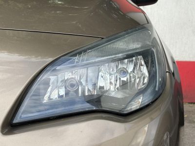 OPEL ASTRA J 1.4 T Selection M.o.-i. Klíma Tempomat Bluetooth