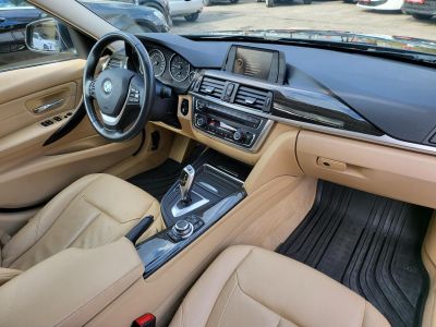 BMW 335i (Automata) Luxury Napfénytető Vajbőr Ülésfűtés Navi Bluetooth