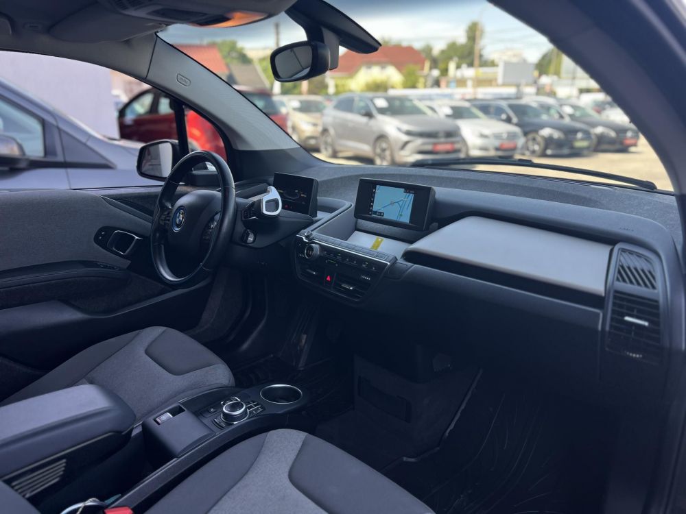 BMW I3 120Ah (Automata) 300 km hatótáv. Magyar!