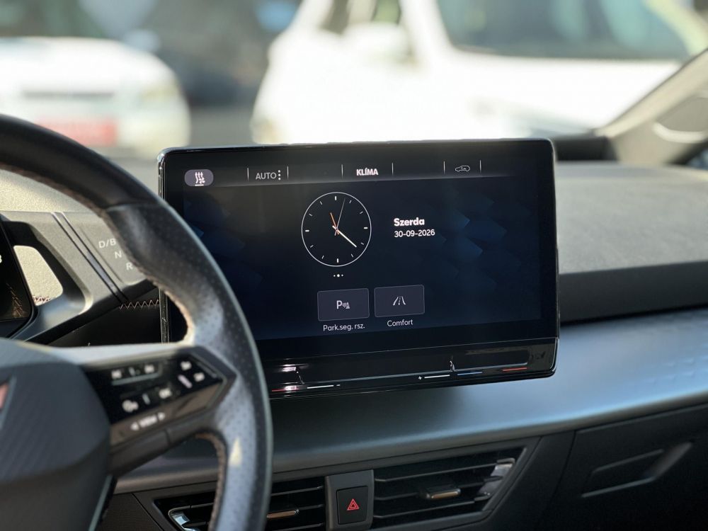 CUPRA BORN 58 kWh 64e km. 400 km hatótáv. ülésfűtés. CARPLAY!