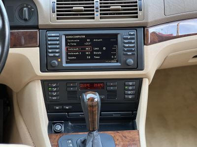 BMW 540i (Automata) Rozsdamentes. frissen szervizelt. végig vezetett szervizkönyv