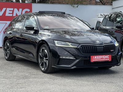 SKODA OCTAVIA Combi 2.0 TDI SCR RS DSG Magyarországi. Gyári fényezés. Végig vezetett szervizkönyv!