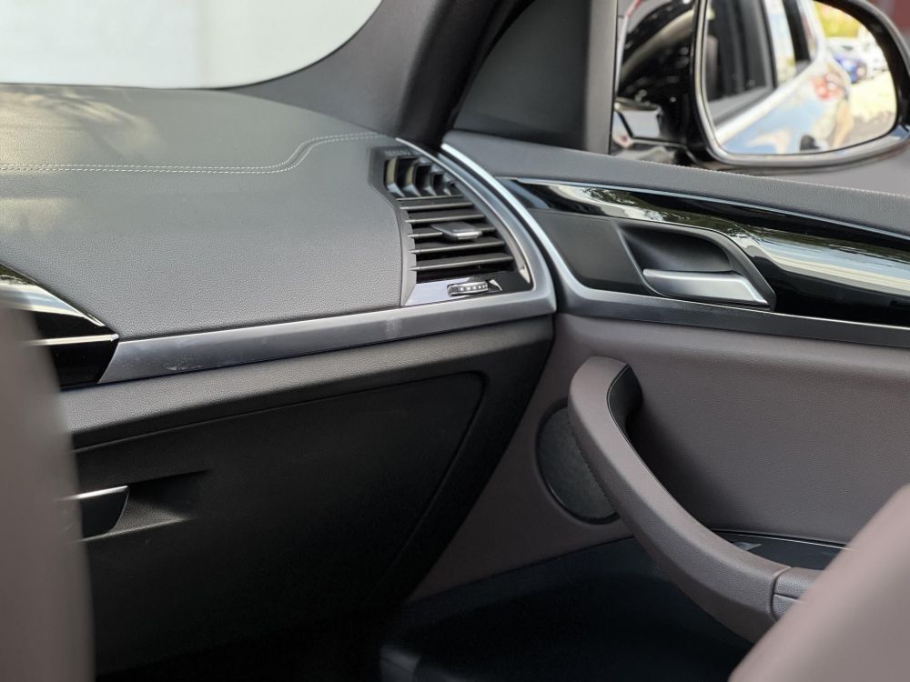 BMW IX3 73,9kWh Konyak bőr. Virtual Cockpit. Panoráma tető. CARPLAY!