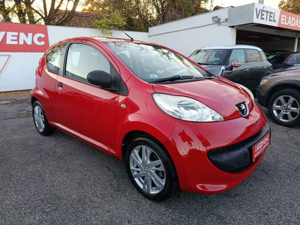 PEUGEOT 107