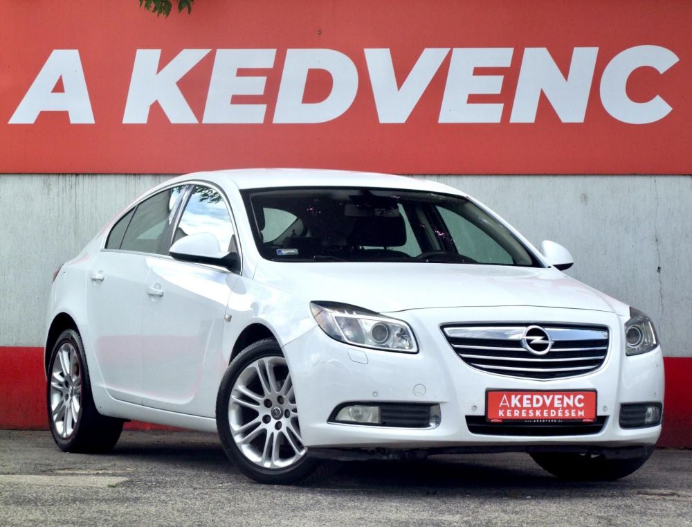OPEL INSIGNIA