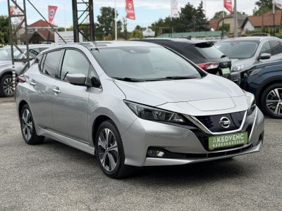NISSAN LEAF N-Connecta 40kWh (Automata) 59e km. 360 kamera. első-hátsó ülésfűtés. kormányfűtés. CARPLAY!