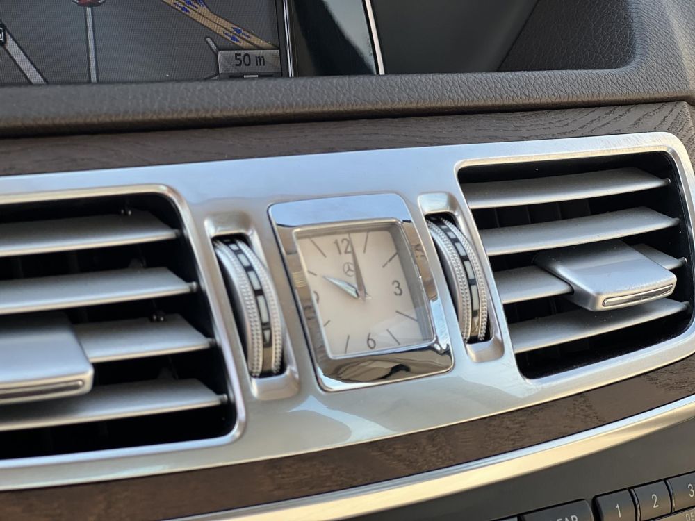 MERCEDES-BENZ E 250 CDI 4Matic Elegance (Automata) Magyarországi. világos belső. harman/kardon. magas felszereltség!