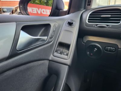VOLKSWAGEN GOLF VI 1.4 Trendline Klíma
