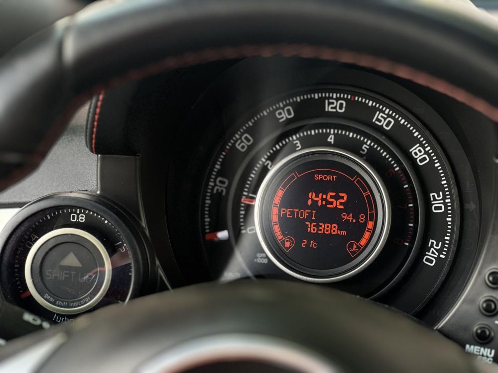 ABARTH 500 1.4 76e km. akrapovic. digitklíma. rendszeresen karbantartott!