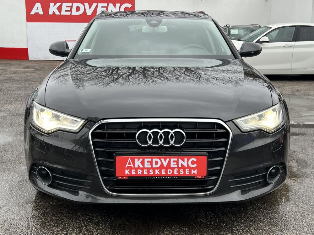 AUDI A6 Avant 2.0 TFSI multitronic ACC Xenon Navi Memória Kamera Vezetett szervizkönyv!