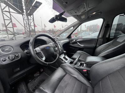 FORD S-MAX 2.0 TDCi Business Powershift Tempomat. fűthető ülések. navigáció. téli-nyári kerékszett