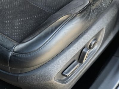 TOYOTA C-HR 2.0 Hybrid Selection e-CVT M.o.-i. LED fényszórók. kamera. keyless. sávtartó. ülés-kormányfűtés