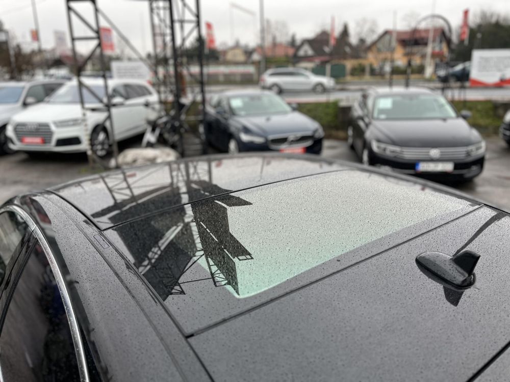 MERCEDES-BENZ S 560 e L 9G-TRONIC EQ Power M.o.-i. Teljes felszereltség. Zöld rendszám!