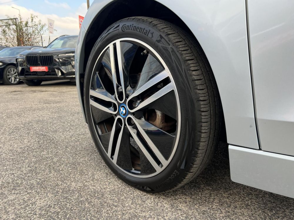 BMW I3 REX (Automata) Loft belső Nagy navi Keylessgo Panorámatető Adaptív tempomat!