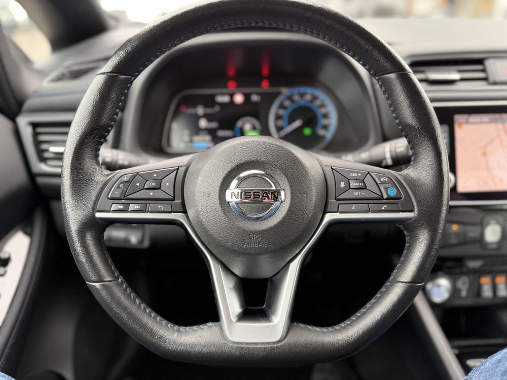 NISSAN LEAF N-Connecta e+ 62kWh (Automata) 96% akku 9e km. 360 kamera ProPilot 4x ülésfűtés