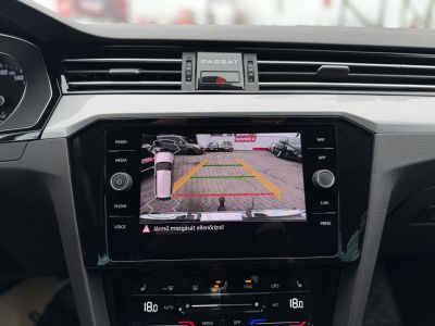 VOLKSWAGEN PASSAT Variant 2.0 TDI SCR Business DSG Szervizelt el.2t vonóhorog vez.ülés masszírozás