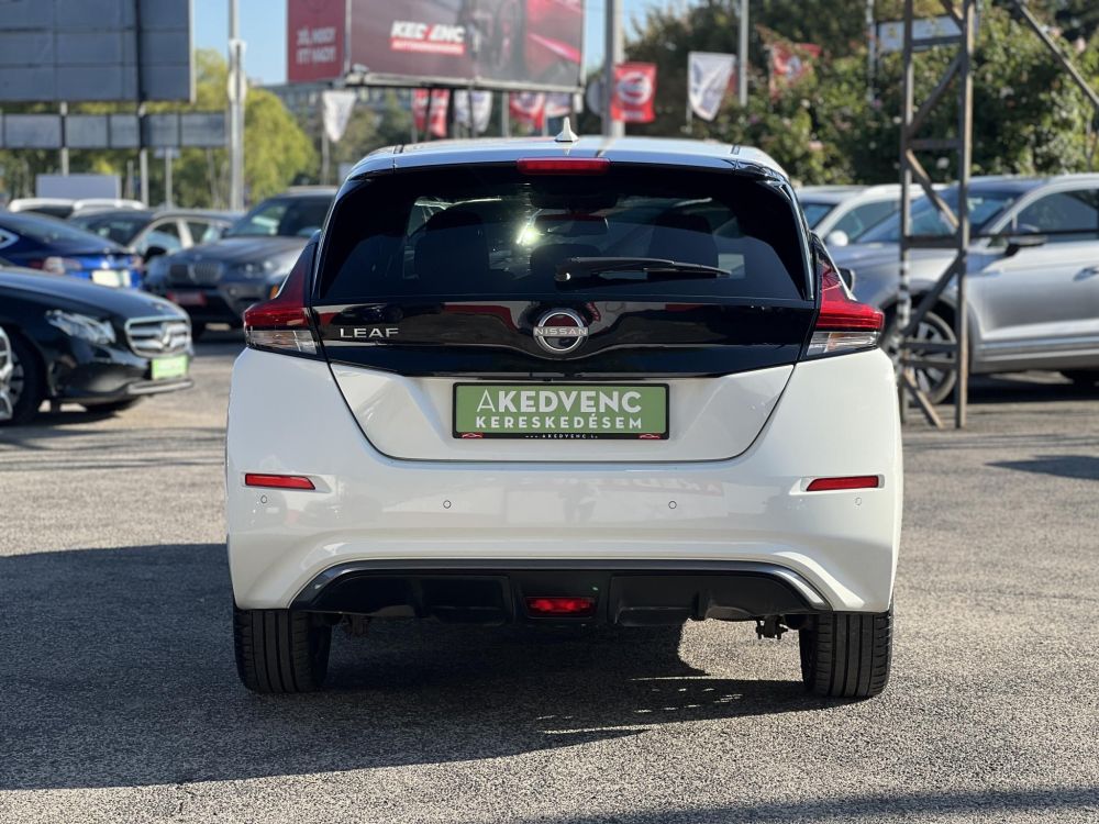 NISSAN LEAF N-Connecta e+ 62kWh (Automata) 78e km. 350km hatótáv!