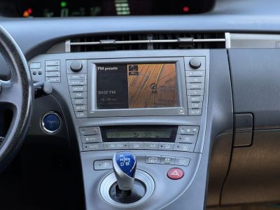 TOYOTA PRIUS PLUG-IN