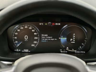 VOLVO XC60 2.0 [T8] Twin Engine Inscription AWD Geartronic M.o.-i. Volvo Galériában szervizelt. vezérlés cserélve. teljes felszereltség!