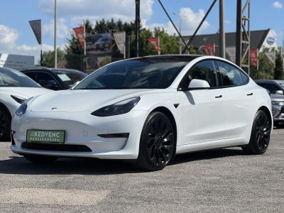 TESLA MODEL 3 Performance AWD (Automata) 90e km. AMD Ryzen. mátrix LED. hőszivattyú. 2 töltőkábel. megkímélt állapot!