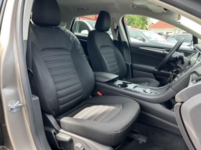 FORD MONDEO 2.0 EcoBlue Business (Automata) Magyarországi Navigáció Ülésfűtés Bluetooth Szervizelt! Téli-nyári gumi!