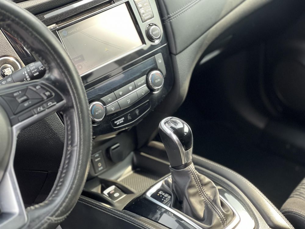 NISSAN X-TRAIL 2.0 dCi Acenta 4x4 Xtronic 155e km. panorámatető. tempomat. sávtartó. ülésfűtés. 360kamera. vonóhorog!