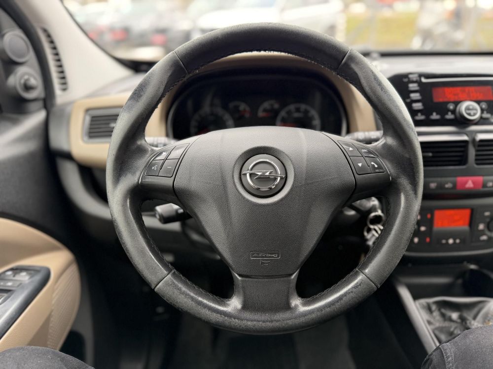 OPEL COMBO 1.6 CDTI L1H1 Enjoy 7 személyes M.o.-i. 1.tul. Márkaszervizelt. Téli-nyári kerék garnitúra!