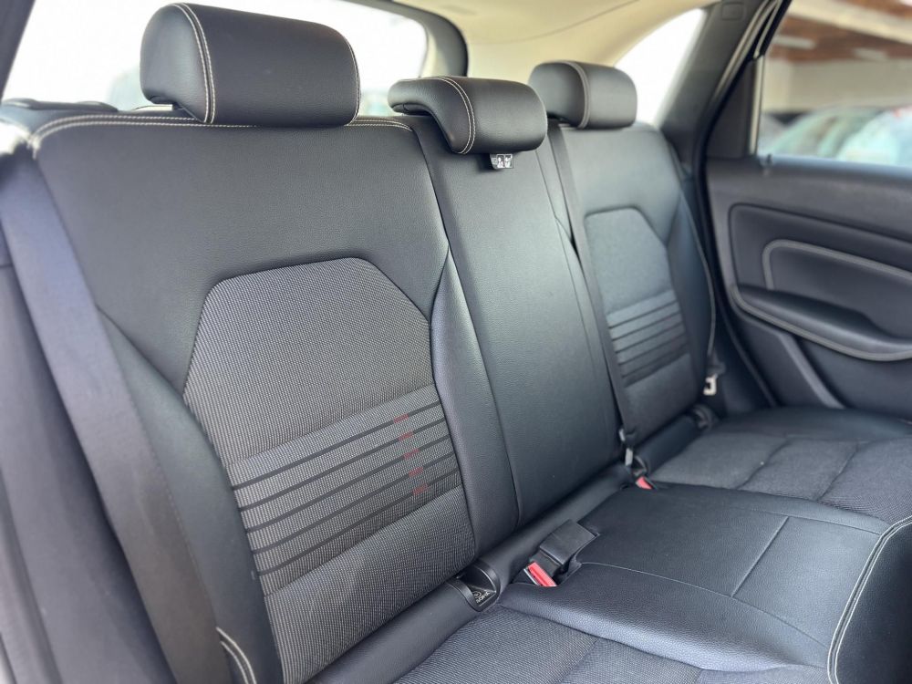 MERCEDES-BENZ B 250 E (Automata) 94e km. téli-nyári gumi. kamera. 2 gyári kulcs!