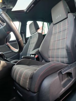 VOLKSWAGEN GOLF VI 2.0 TSI GTI 210le. Napfénytető Klíma GTI felnik Kockás belső!