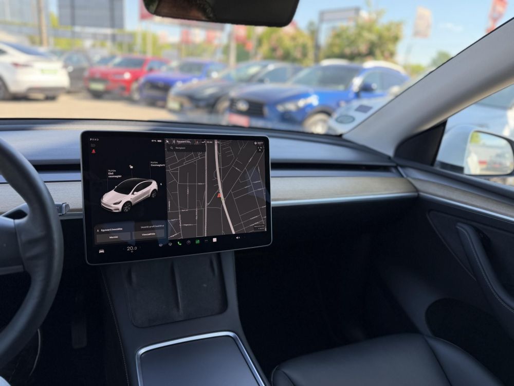 TESLA MODEL Y Long Range AWD (Automata) 159e km. mátrix LED. hőszivattyú. garanciális akkumulátor és hajtás!