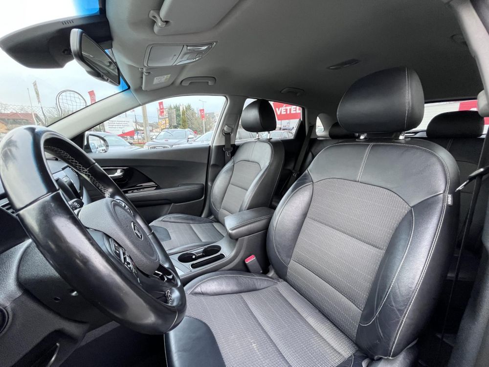 KIA NIRO PHEV 1.6 GDI LX DCT Sávtartó Carplay Tempomat Navi!