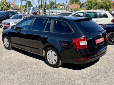 SKODA OCTAVIA Combi 1.6 CR TDI Ambition M.o.-i. Klíma Tempomat Bluetooth!Start-Stop rendszer!4-5L/100km