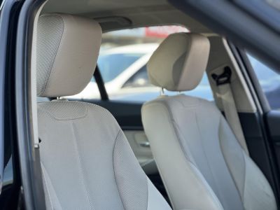 BMW 320d (Automata) M.o.-i. 1.tul. 113e km. márkaszervizelt előélet. téli-nyári kerék szett!
