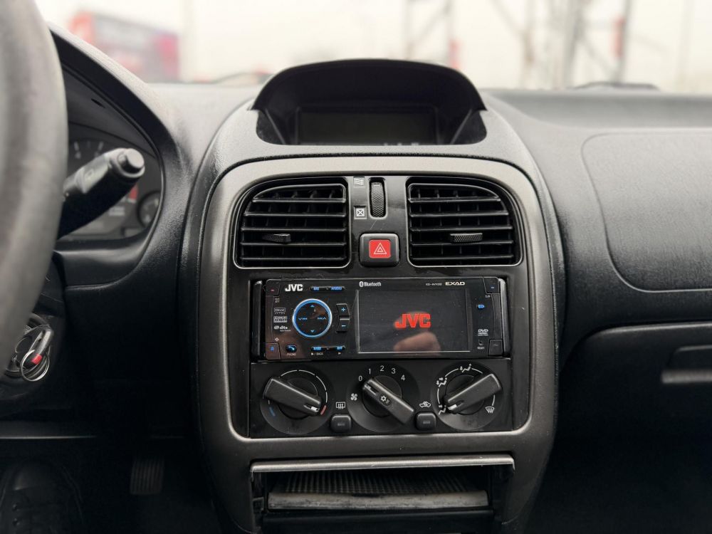 MITSUBISHI CARISMA 1.6 Classic Klima Magyarországi Vonóhorog Téli-nyári kerék garnitúra!