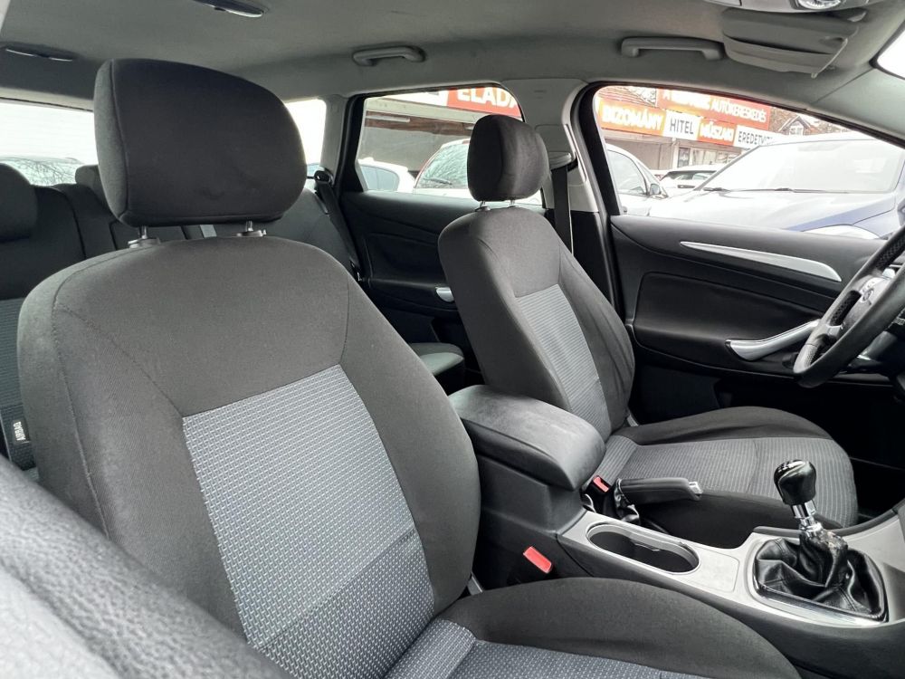 FORD MONDEO 2.0 TDCi Trend Klíma Rendszeresen karbantartott!