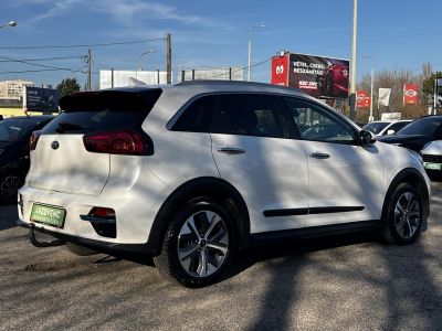 KIA NIRO e-Niro 64kWh Platinum 400+km hatótáv. Bőr. ülésszellőztetés. CARPLAY. stb