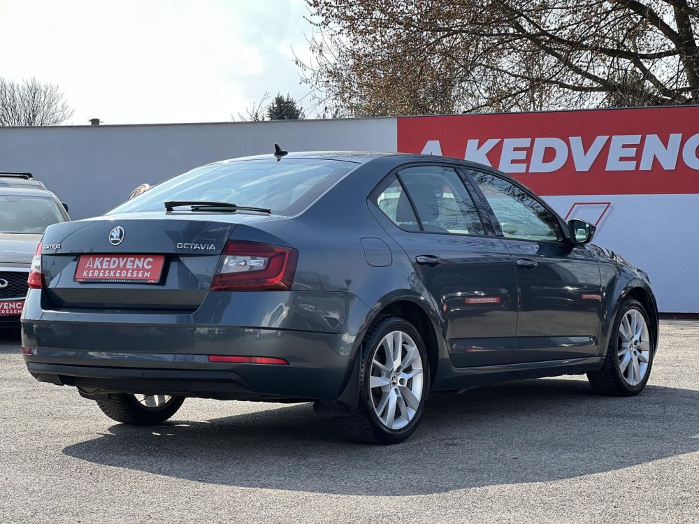 SKODA OCTAVIA 1.4 TSI Style DSG M.o.-i. sérülésmentes. CARPLAY!