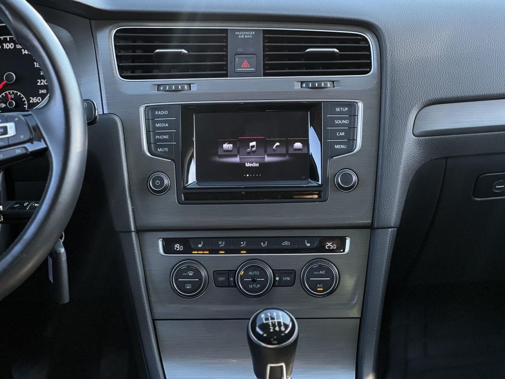 VOLKSWAGEN GOLF VII 1.4 TSi BMT Comfortline Klíma. Tempomat. Bluetooth. Gyári fényezés. Új vezérlés!