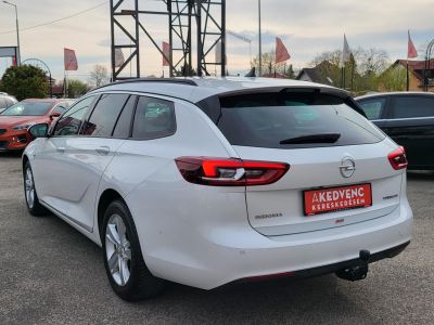 OPEL INSIGNIA Sports Tourer 2.0 CDTI Innovation Start Stop (Automata) LED Holttér Sávtartó Navi Carplay Ülésfűtés Kamera Vonóhorog