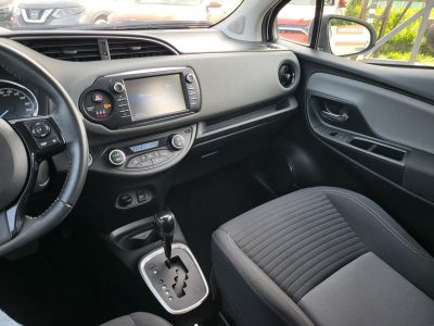 TOYOTA YARIS 1.5 Hybrid Comfort Style e-CVT 121e km. Digitklíma Kamera Bluetooth Sávváltó