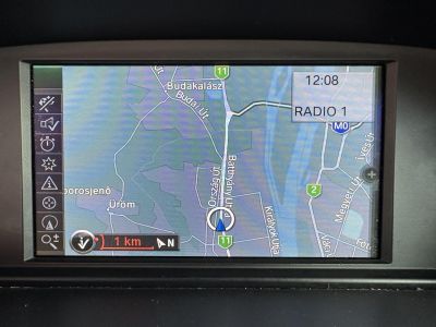 BMW 325i 3000-es. 6 HENGERES!