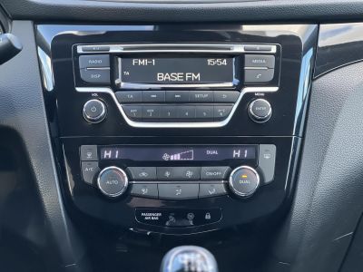 NISSAN QASHQAI 1.6 dCi Tekna 4WD 119e km. LED Tempomat Bluetooth Digitklíma MEGKÍMÉLT állapot!