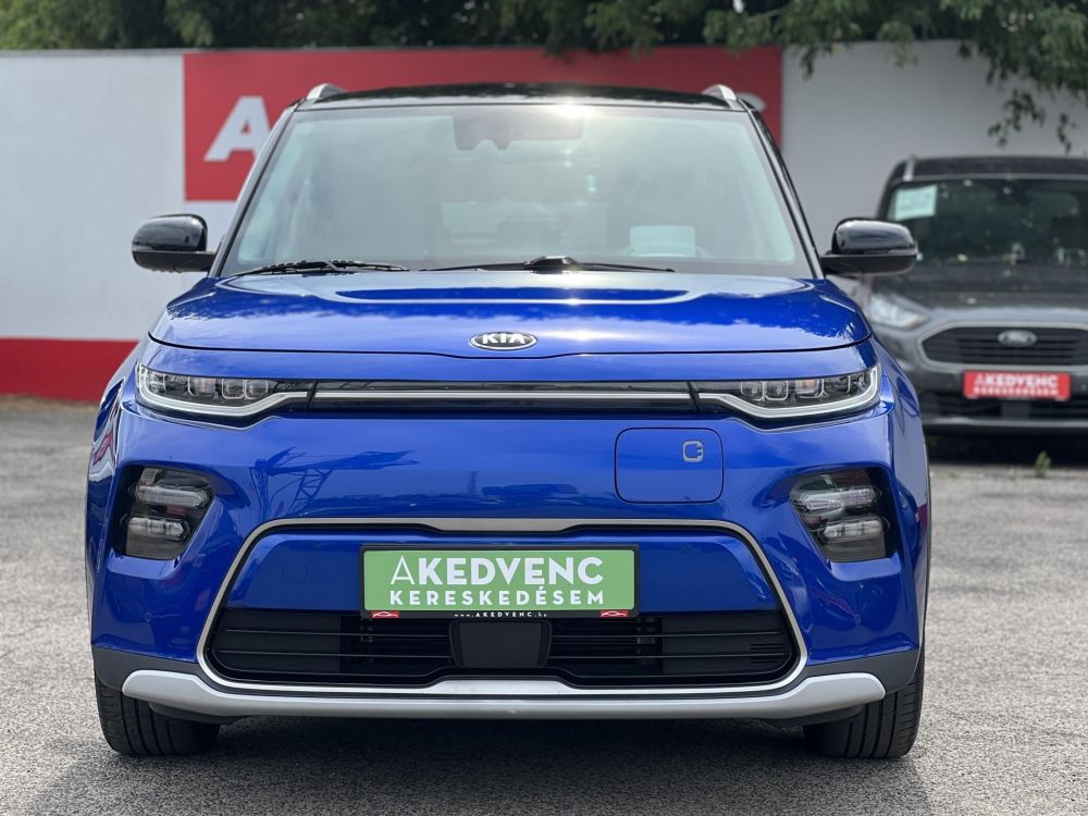 KIA SOUL EV 64kWh Gold 114e km. magas felszereltség. head-up. üléshűtés. carplay. 400+km hatótáv!